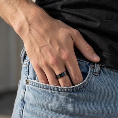 Sort smart ring i hverdagen